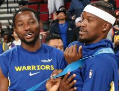 PG游戏-包含巴特勒迎来三赛季高光表现，曼联球迷沸腾！的词条