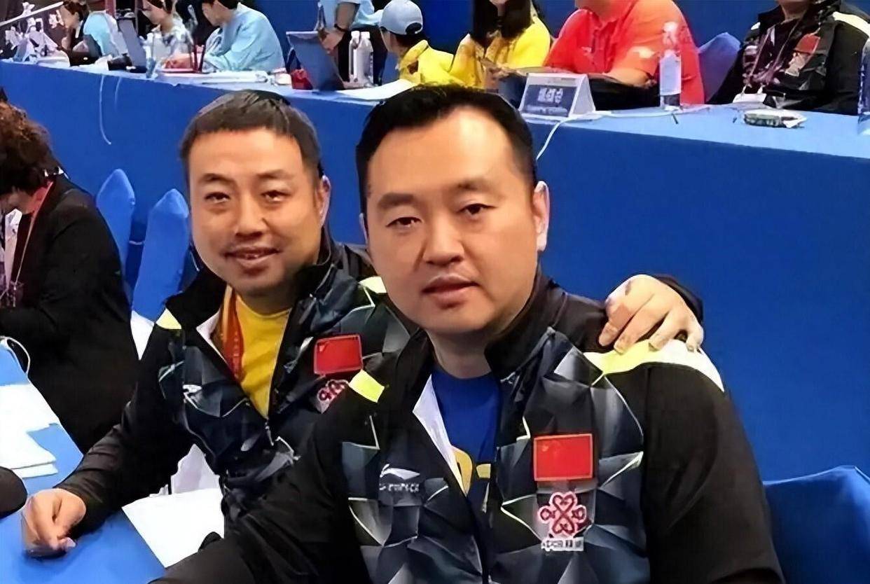 PG国际-冰球赛场再起风云：剑门赤兔队惊险晋级塞北火箭队，赛场气氛火爆战术板得到兑现的简单介绍