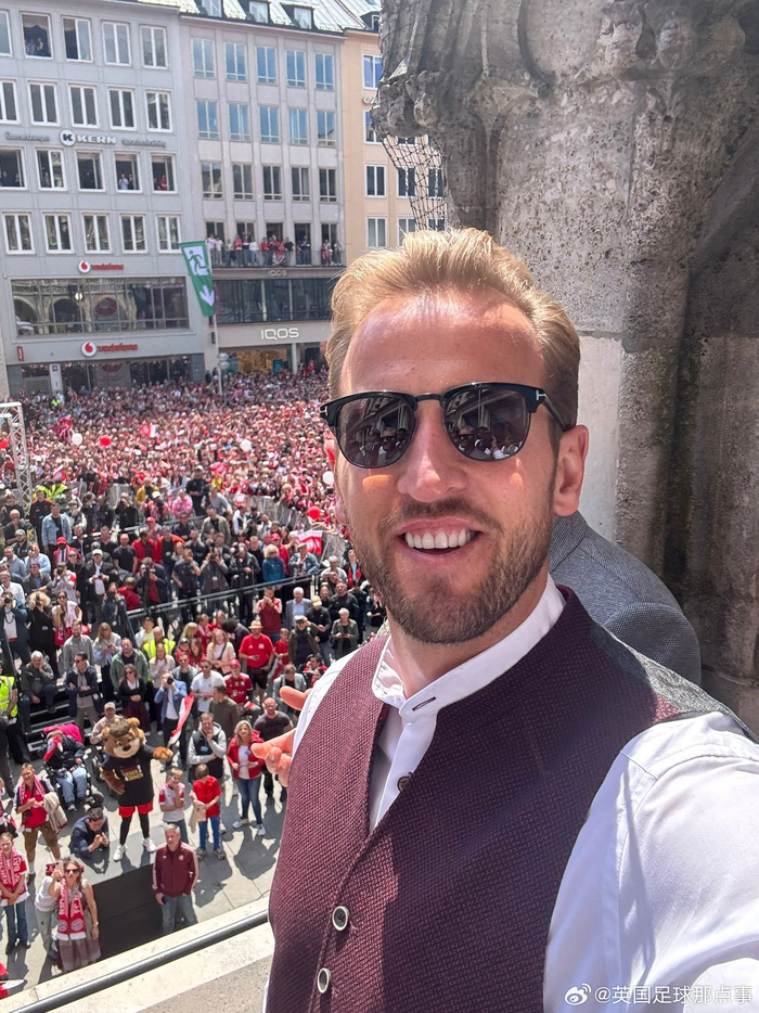 PG电子-包含凯恩重返赛场，爆冷首场状态出色，IG观众沸腾！赢得满堂喝彩的词条