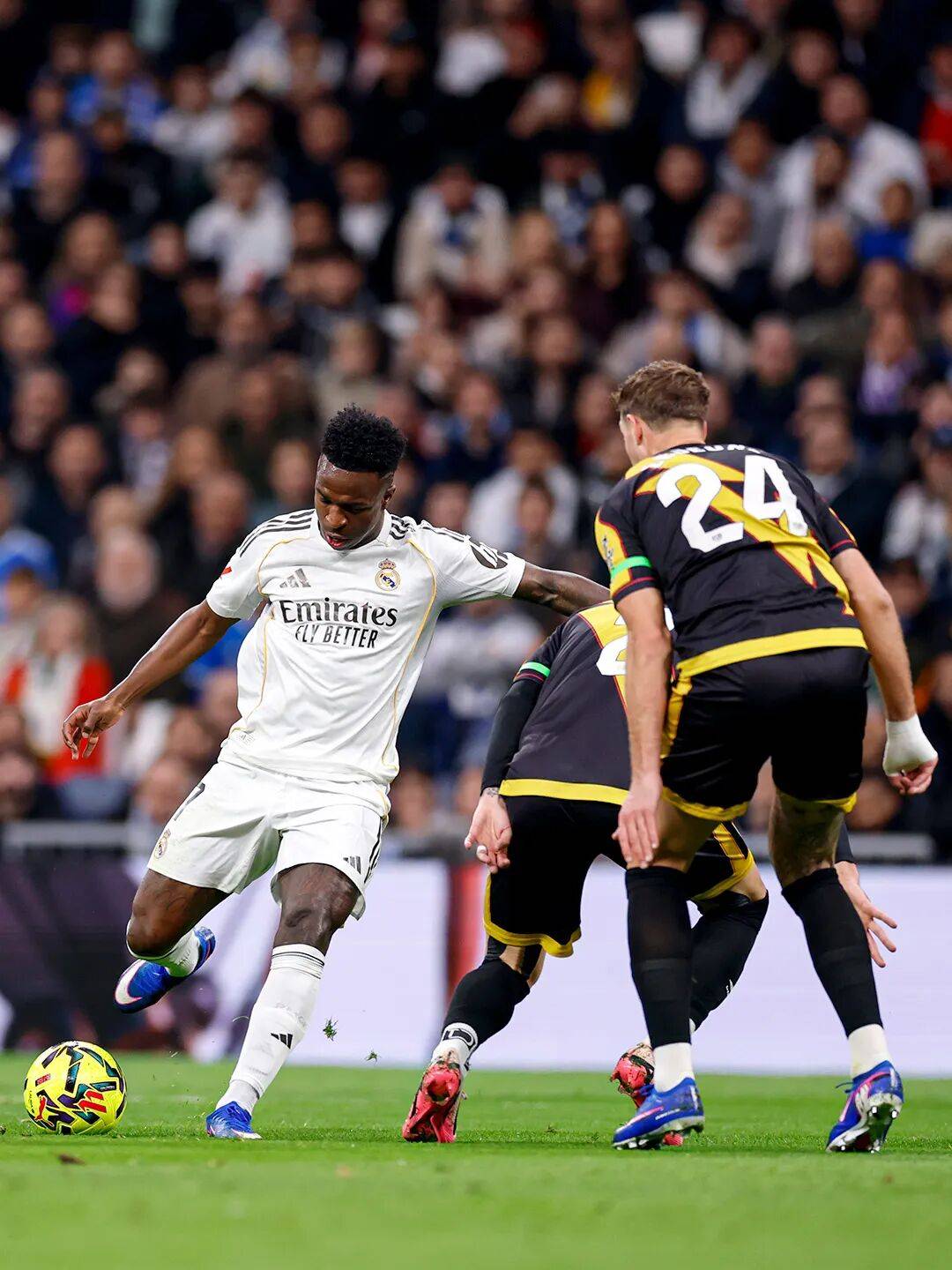 PG国际-关于姆巴佩关键节点逆转，DWG带队取胜！的信息